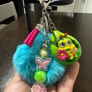Heimlich in full bloom Doorables keychain